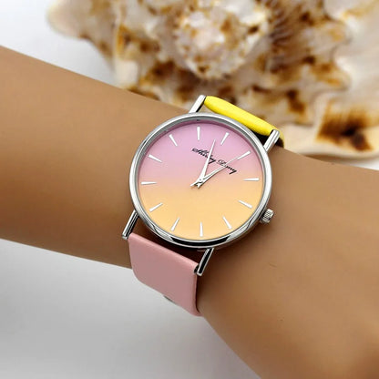 Ladies' Casual Gradient Ramp Watch - Luxury Women's Quartz Wristwatch