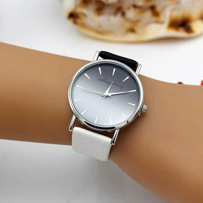 Ladies' Casual Gradient Ramp Watch - Luxury Women's Quartz Wristwatch